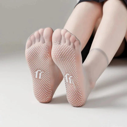 DIVERSE DEPOT™ - Invisible Grip Comfort Socks