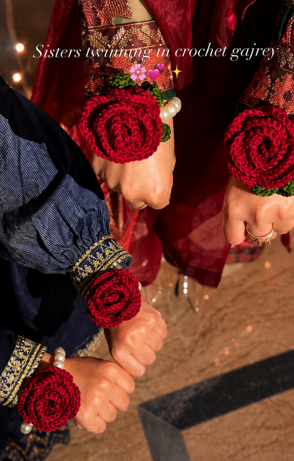 DIVERSE DEPOT™ - Crochet Rose Gajra Bracelet Elegant