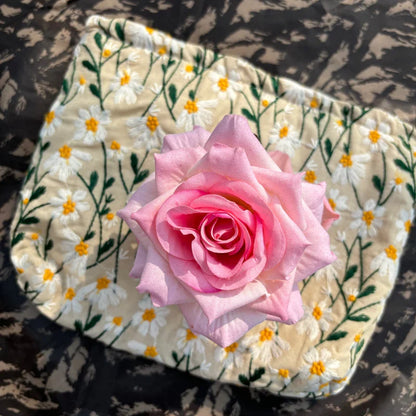 DIVERSE DEPOT™ - Beautiful Floral Hair Clip For Women
