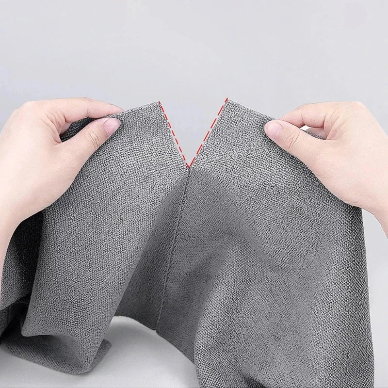 DIVERSE DEPOT™ - Reusable Microfiber Cleaning Cloth Roll