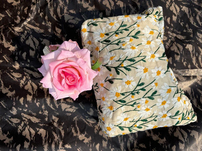 DIVERSE DEPOT™ - Beautiful Floral Hair Clip For Women