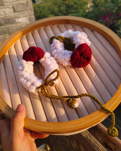 DIVERSE DEPOT™ - Handmade Crochet Red Rose & Jasmine Gajray