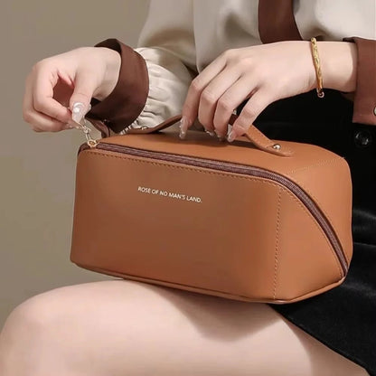 DIVERSE DEPOT™ - Portable Travel Cosmetic Organizer Bag