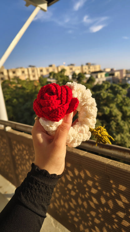 DIVERSE DEPOT™ - Handmade Crochet Red Rose & Jasmine Gajray