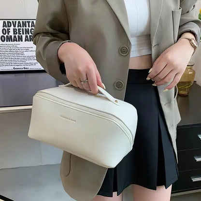 DIVERSE DEPOT™ - Portable Travel Cosmetic Organizer Bag